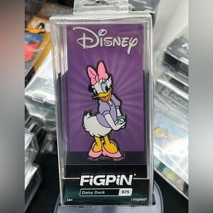 FiGPiN #975 Mickey and Friends - Daisy Duck